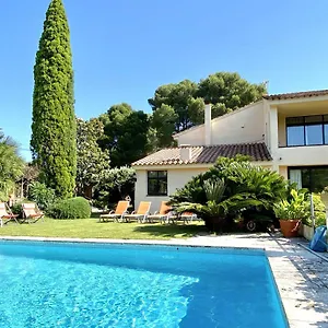  Villa Gran Casa Economica Con Piscina Privada En Ideal Familias